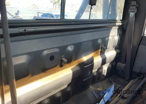 1986 Toyota Pickup Rn64 Dlx из США, поврежденный, VIN JT4RN64D8G5005548